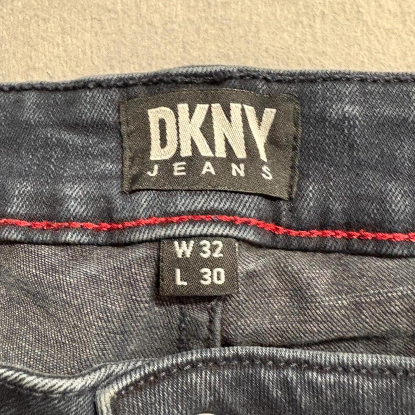 DKNY Jeans Mens 32x30 Mercer Skinny Fit Dark Wash Stretch Blue Denim