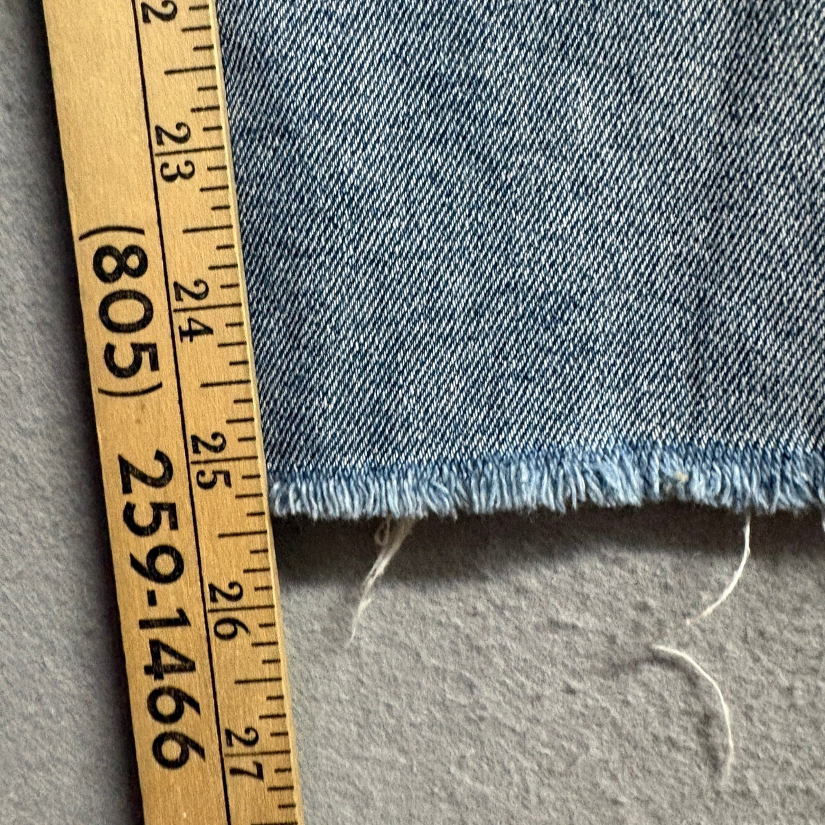 Wild Fable High Rise Mom Jeans Womens Size 6 Blue Denim Pleated Raw Hem Stretch