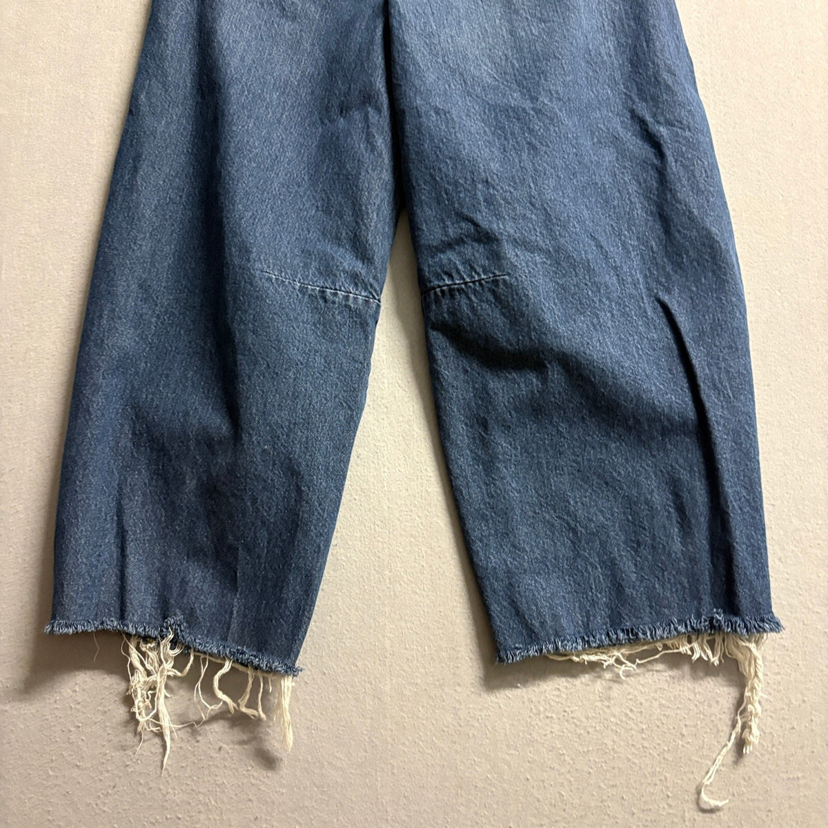 Universal Thread High Rise Curved Leg Ankle Jeans Womens Size 6/R Blue Denim