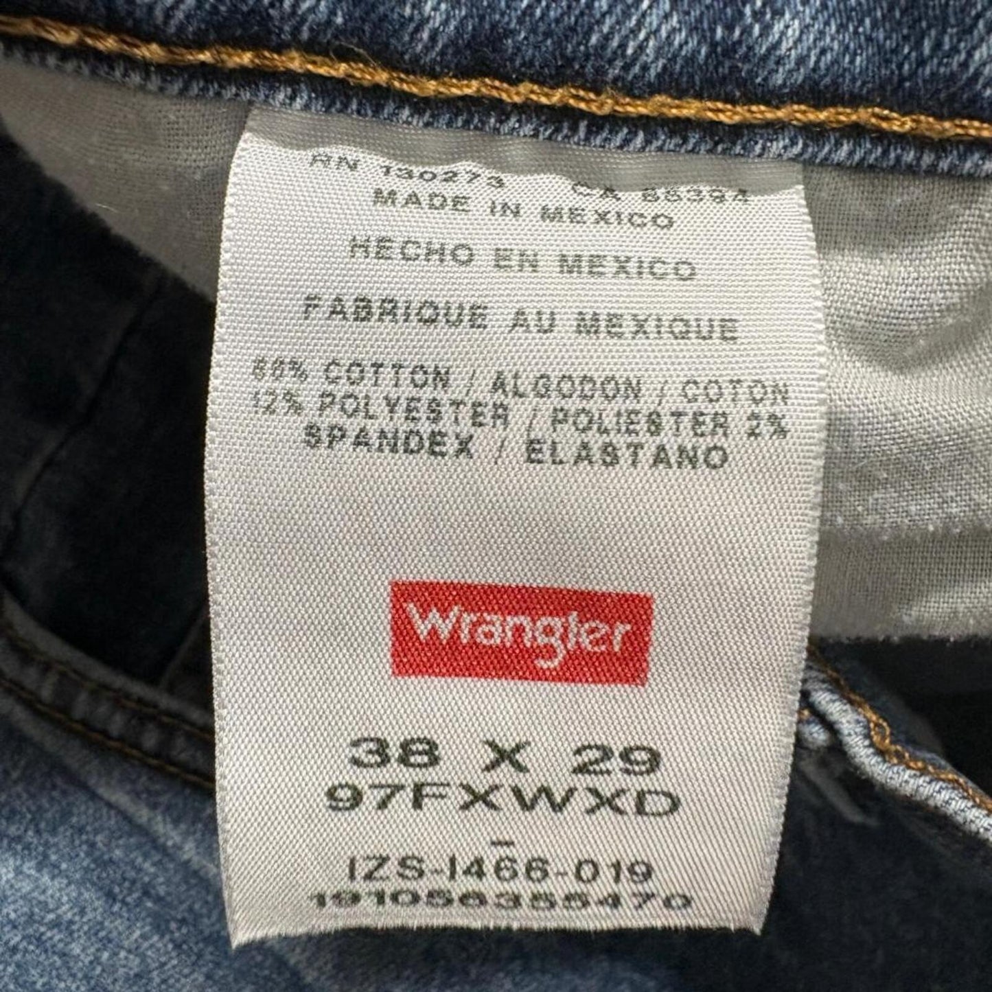 Wrangler Comfort Guaranteed Jeans Mens 38x29 Blue Denim Stretch Straight Leg