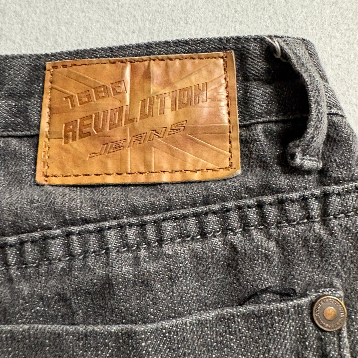 16 Revolution BB Jeans Womens 14/27 Gray Denim Straight Leg High Rise Stretch