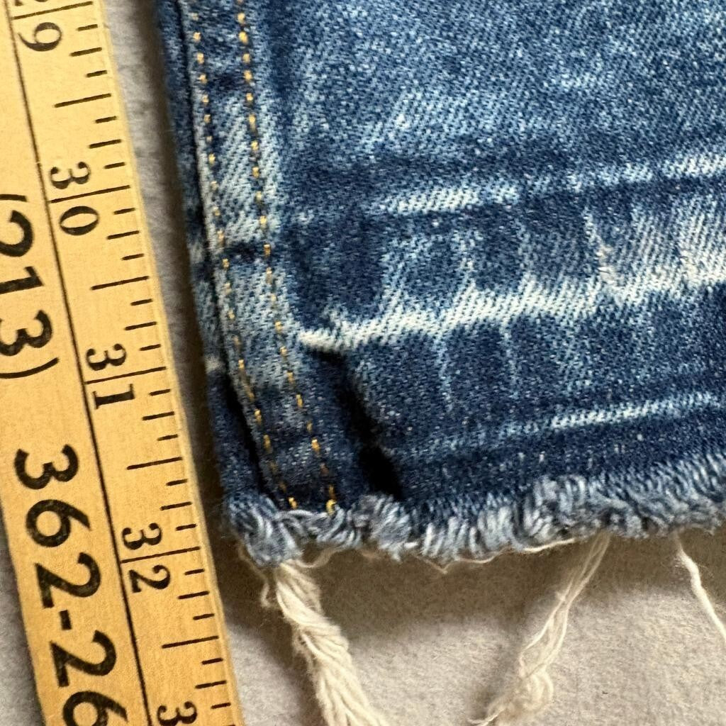 Levi's 501 Original Fit Jeans Womens W32 L32 Blue Distressed Raw Hem Denim
