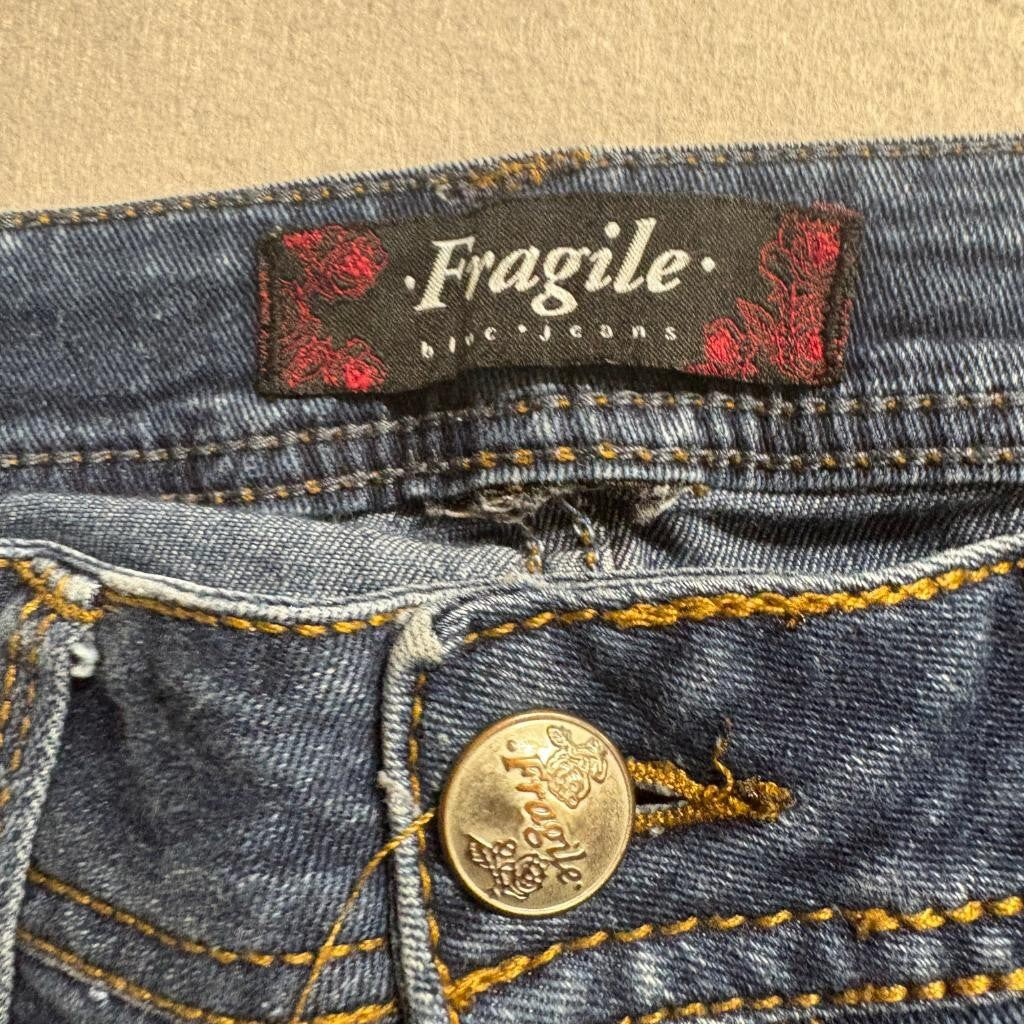 Fragile Blue Jeans Womens Skinny Straight Blue Denim Jeans Size 26 Inseam 26