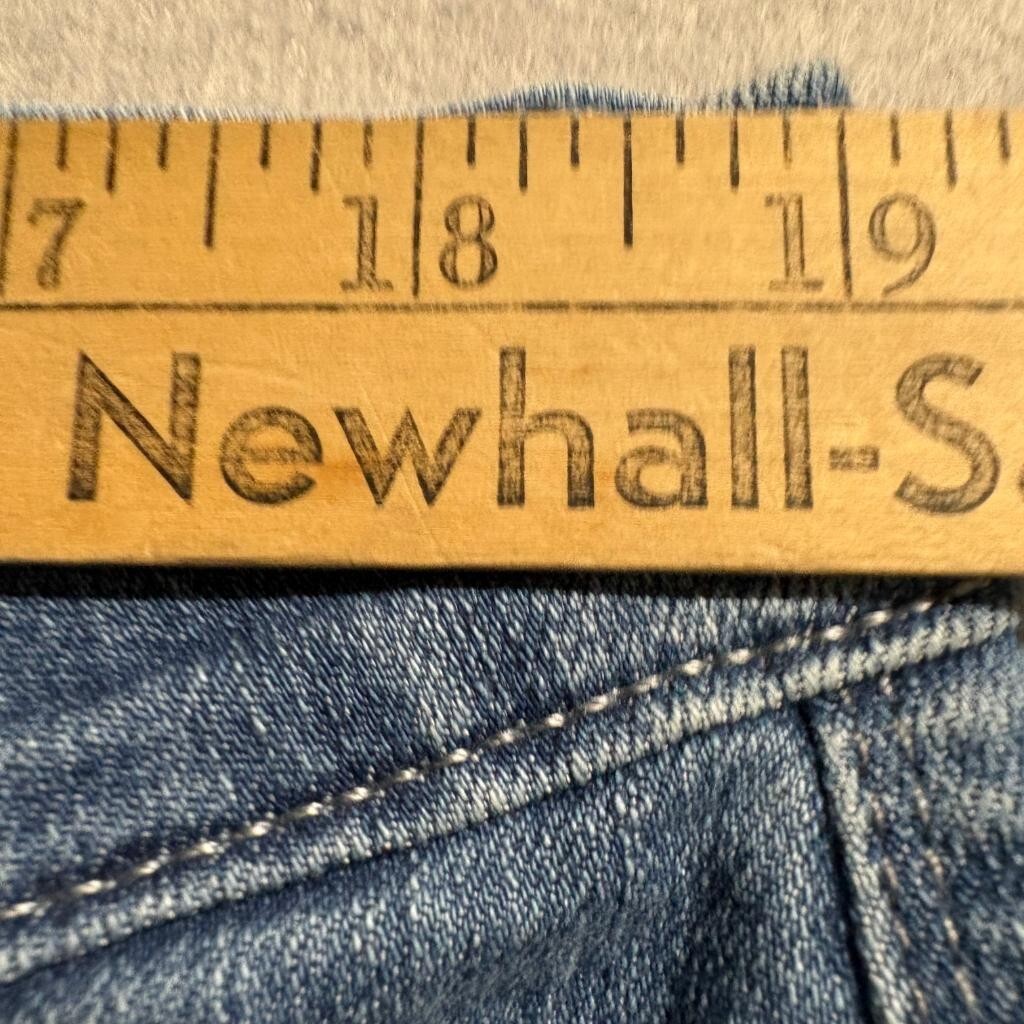 Gloria Vanderbilt Amanda Jeans Womens 16W Blue Denim Classic Straight Leg