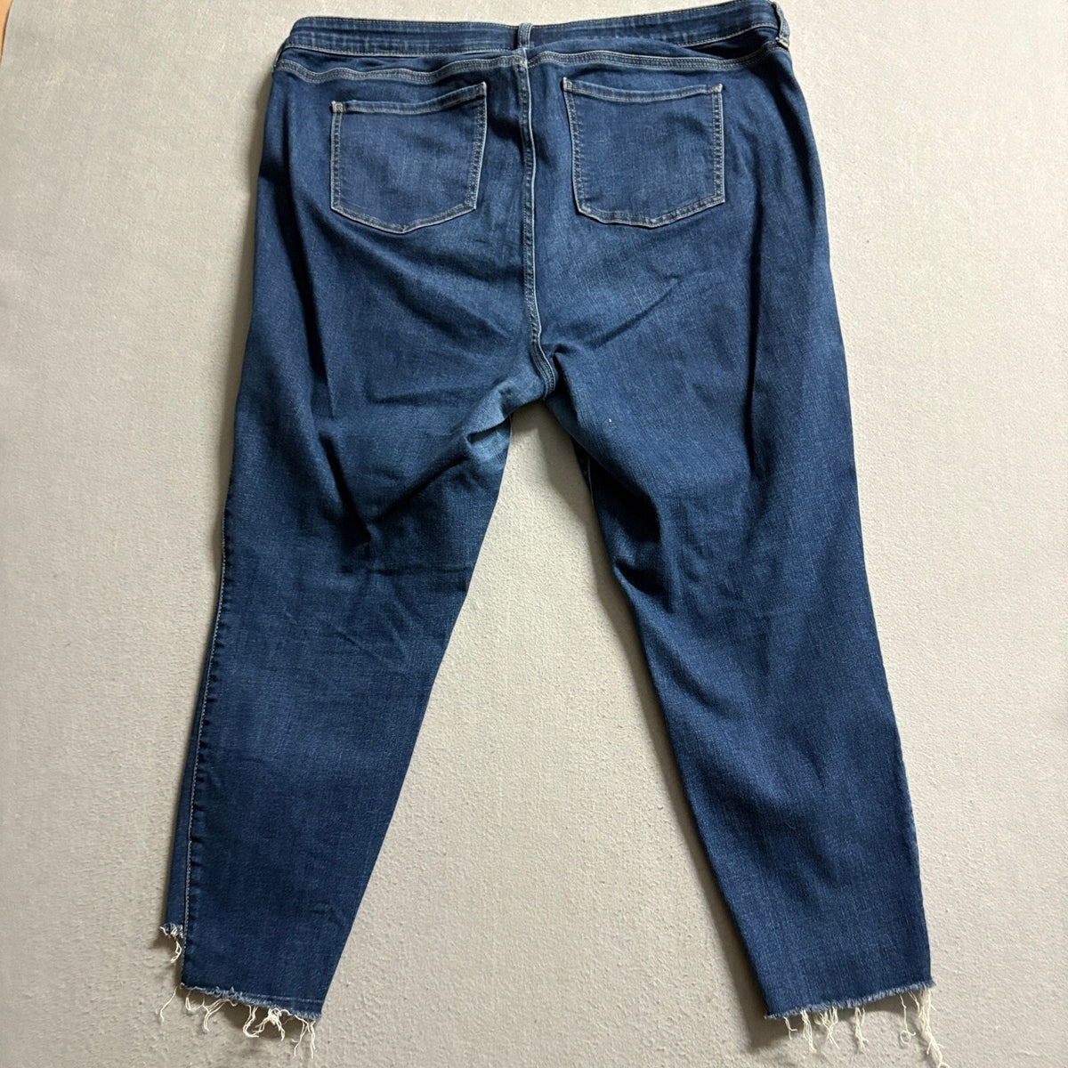 Torrid Sky High Skinny Jeans Womens 22 Short Blue Raw Fray Hem Stretch Denim
