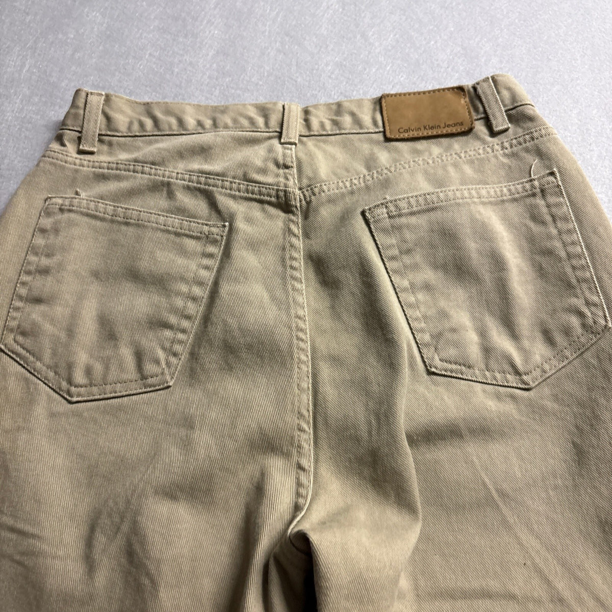 Calvin Klein Jeans Mens 33x32 Easy Fit Khaki Tan Denim Pants Cotton Vintage