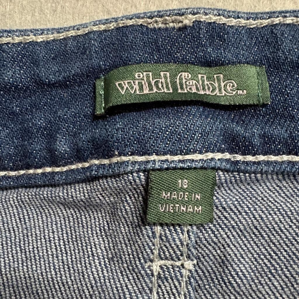 Wild Fable Super High Rise Straight Jeans Womens Size 18 Blue Denim Stretch