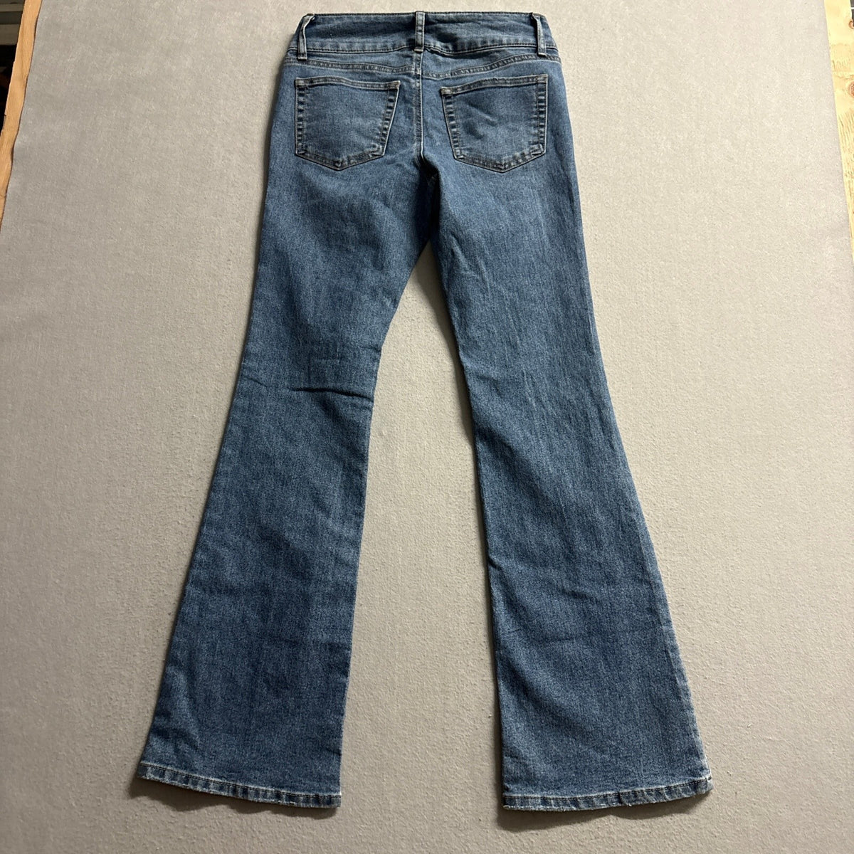 No Boundaries Flare Jeans Womens Size 2 Blue Denim Seamed Front High Rise
