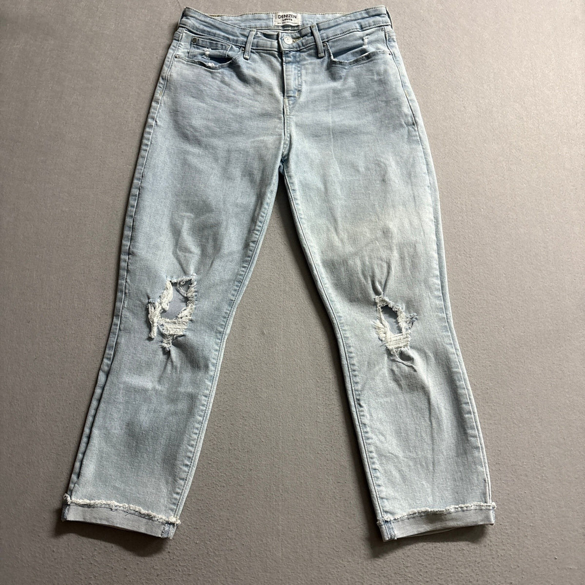 Denizen From Levis Womens Size 10 Mid Rise Boyfriend Jeans Distressed Light Wash