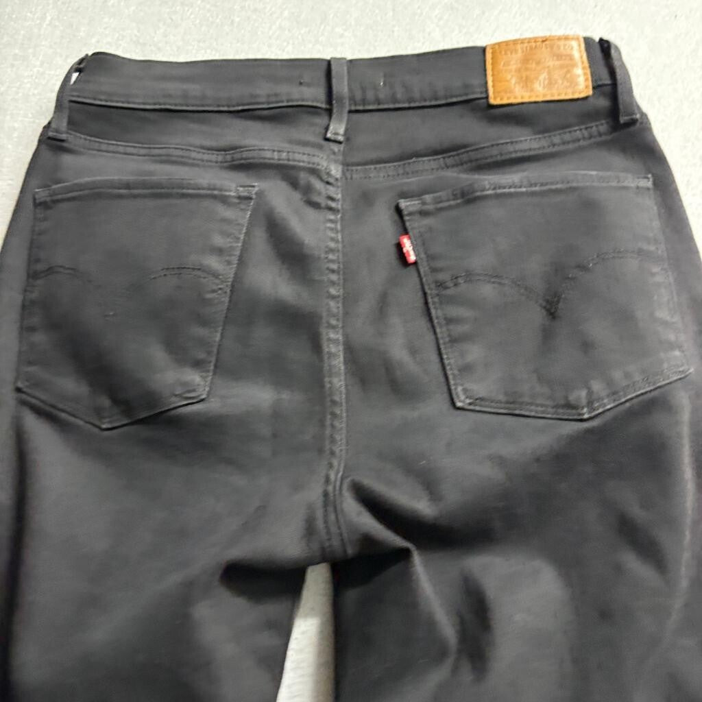 Levi's Premium 724 High Rise Straight Jeans Womens 29 Black Distressed Knee