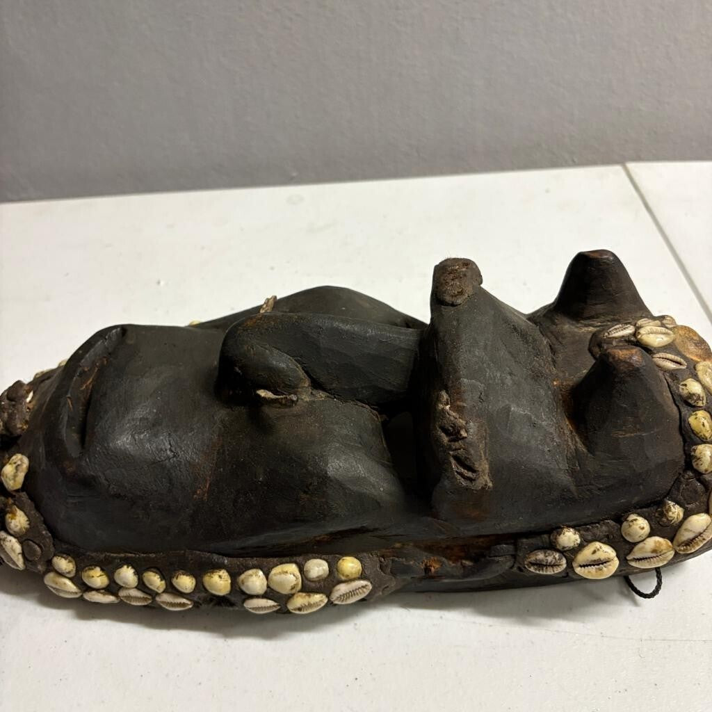 Vintage African Wè Guéré Style Carved Wood Mask Cowrie Shells Tribal Art 16"
