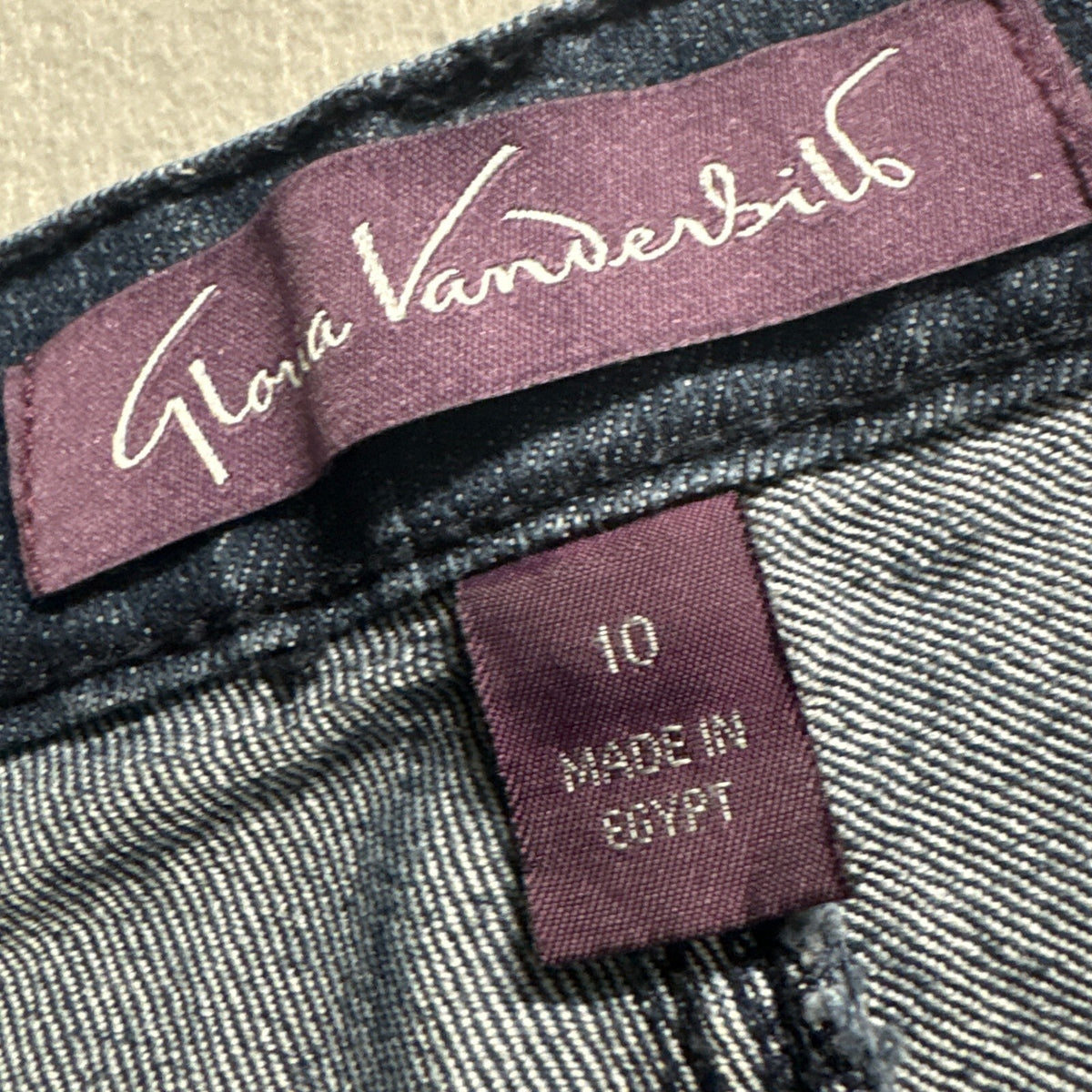 Gloria Vanderbilt Amanda Capri Jeans Womens Size 10 Dark Wash Cuffed Denim Crop