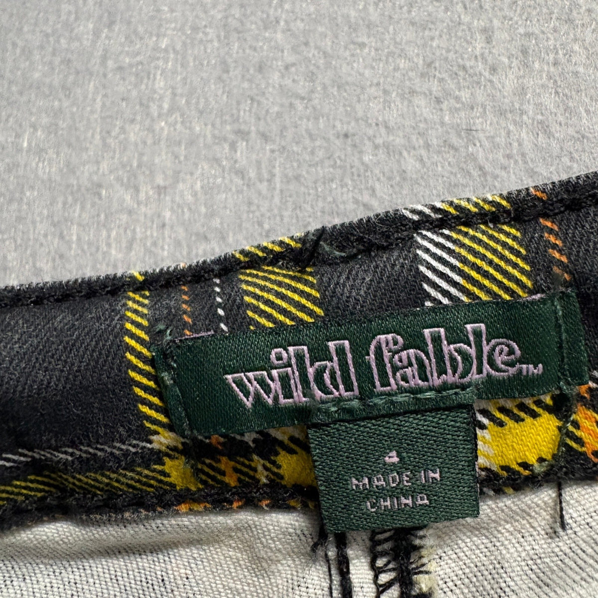 Wild Fable Plaid Skinny Pants Womens Size 4 Black Yellow Tartan Check Stretch