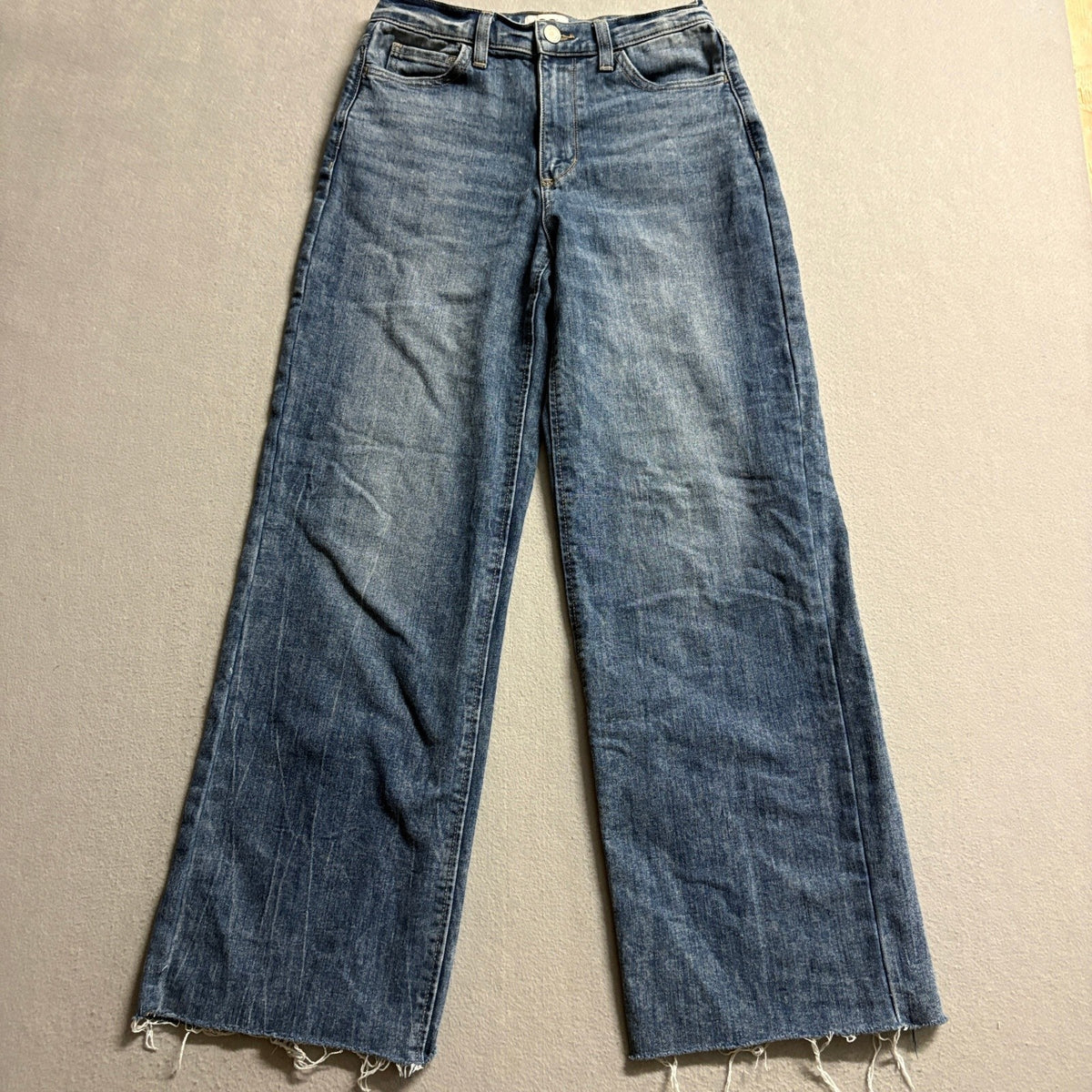 SO High Rise Wide Leg Jeans Womens Size 5 / 27 Raw Hem Medium Wash Denim Stretch