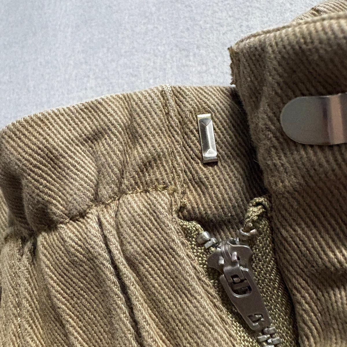Forever 21 Paperbag Waist Pants Womens Small Brown Olive Green High Rise Tapered