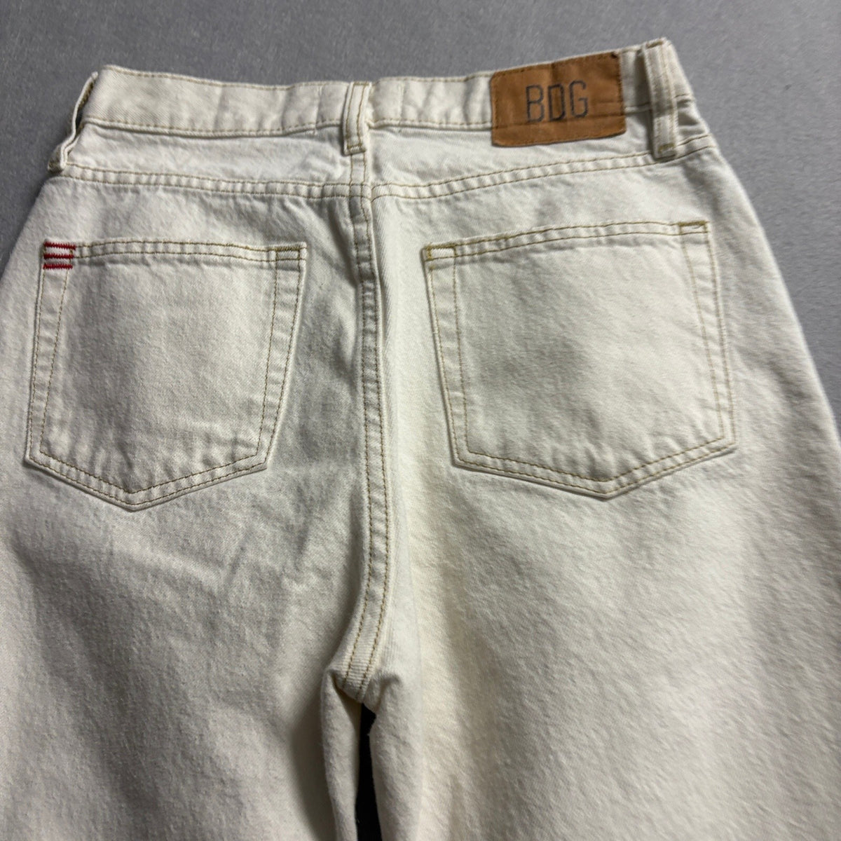 BDG Cowboy Jeans Womens 28 Off White Cream Denim High Rise Straight Leg