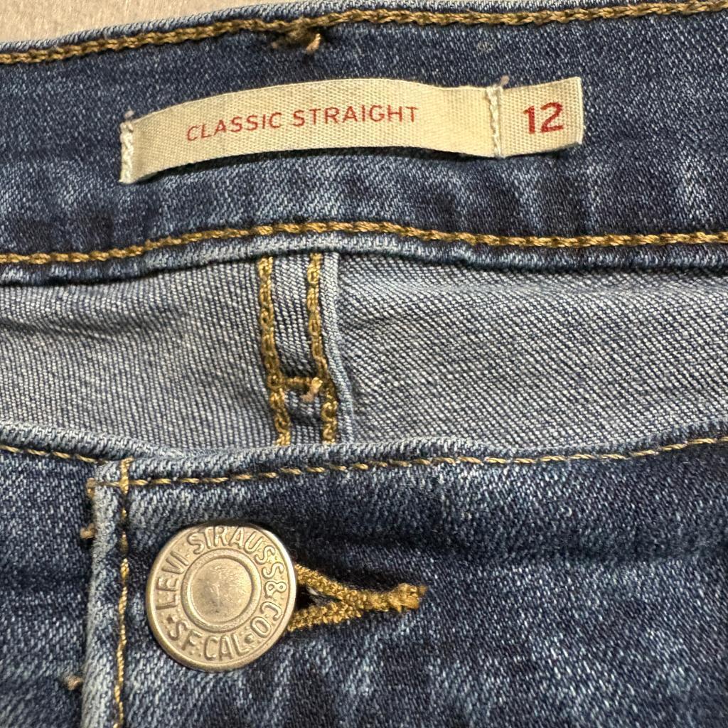 Levis Classic Straight Jeans Womens 12M Blue Denim Stretch W31 L30