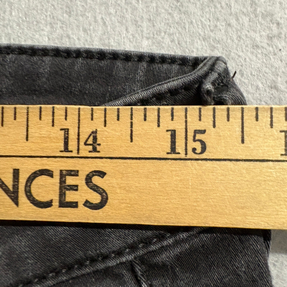 Kut from the Kloth Straight Leg Jeans Womens Size 10S Black Denim Stretch