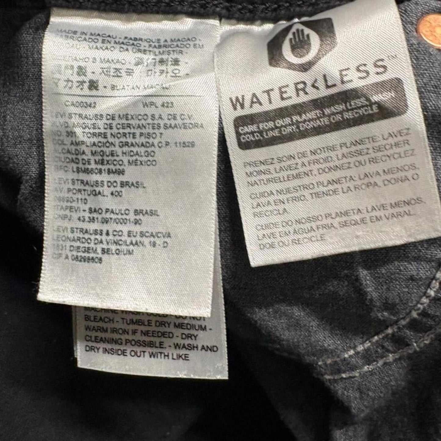 Levis Premium Wedgie Straight Jeans Womens 27x28 Black Denim High Rise Pants