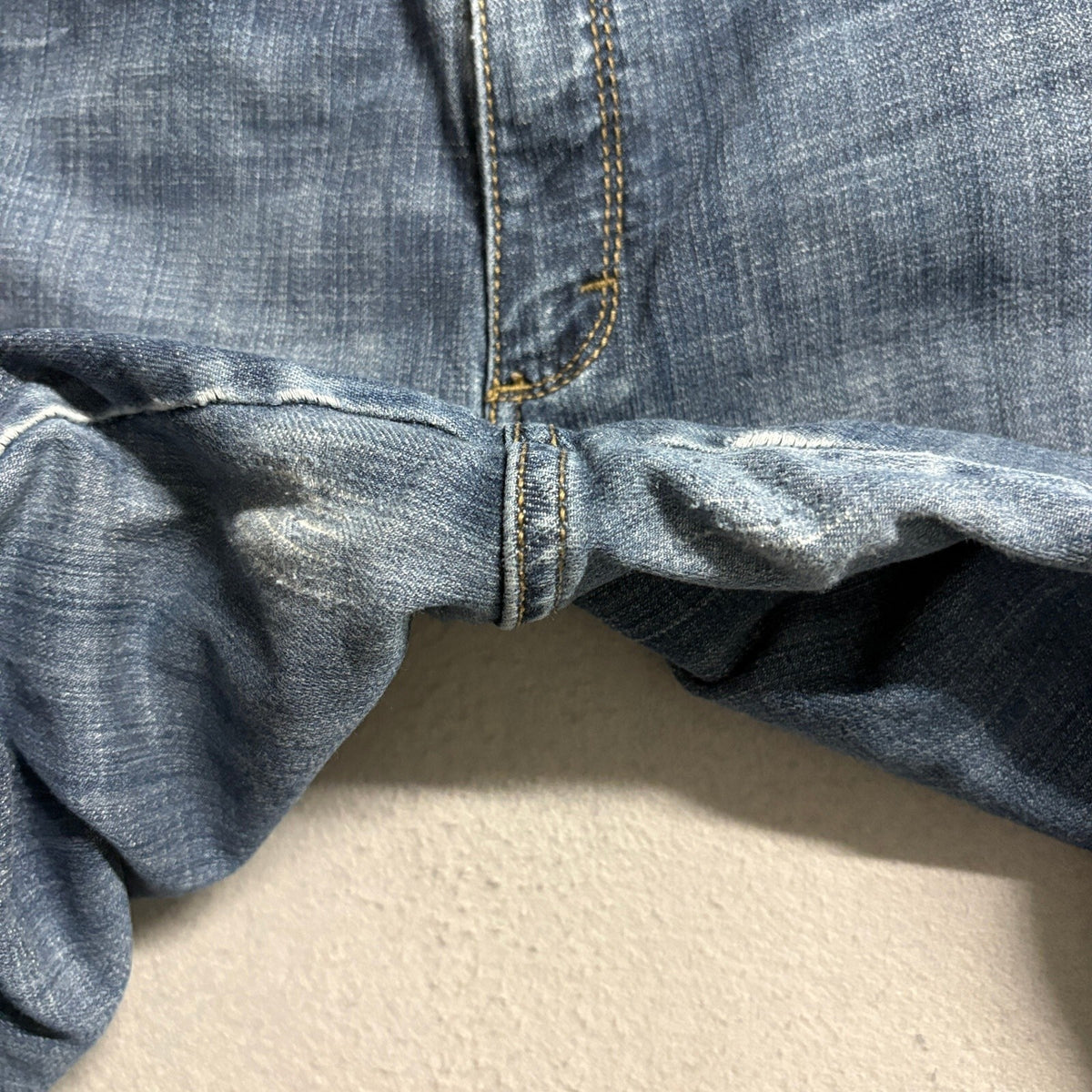 Wrangler Aura From The Women Of Wrangler Straight Leg Blue Jeans Medium Wash