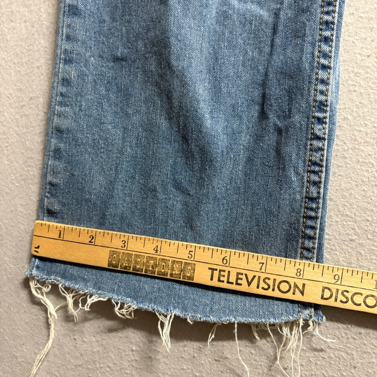Unbranded Women Blue High Rise Wide Leg Cargo Jeans Size 2 Raw Hem Utility Denim