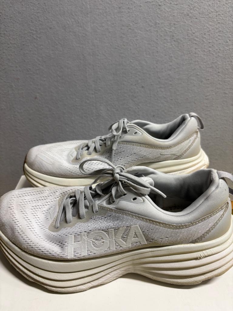 Hoka One One Bondi 8 White Gum Womens Running Shoes Size 10 Wide 10B 1127952
