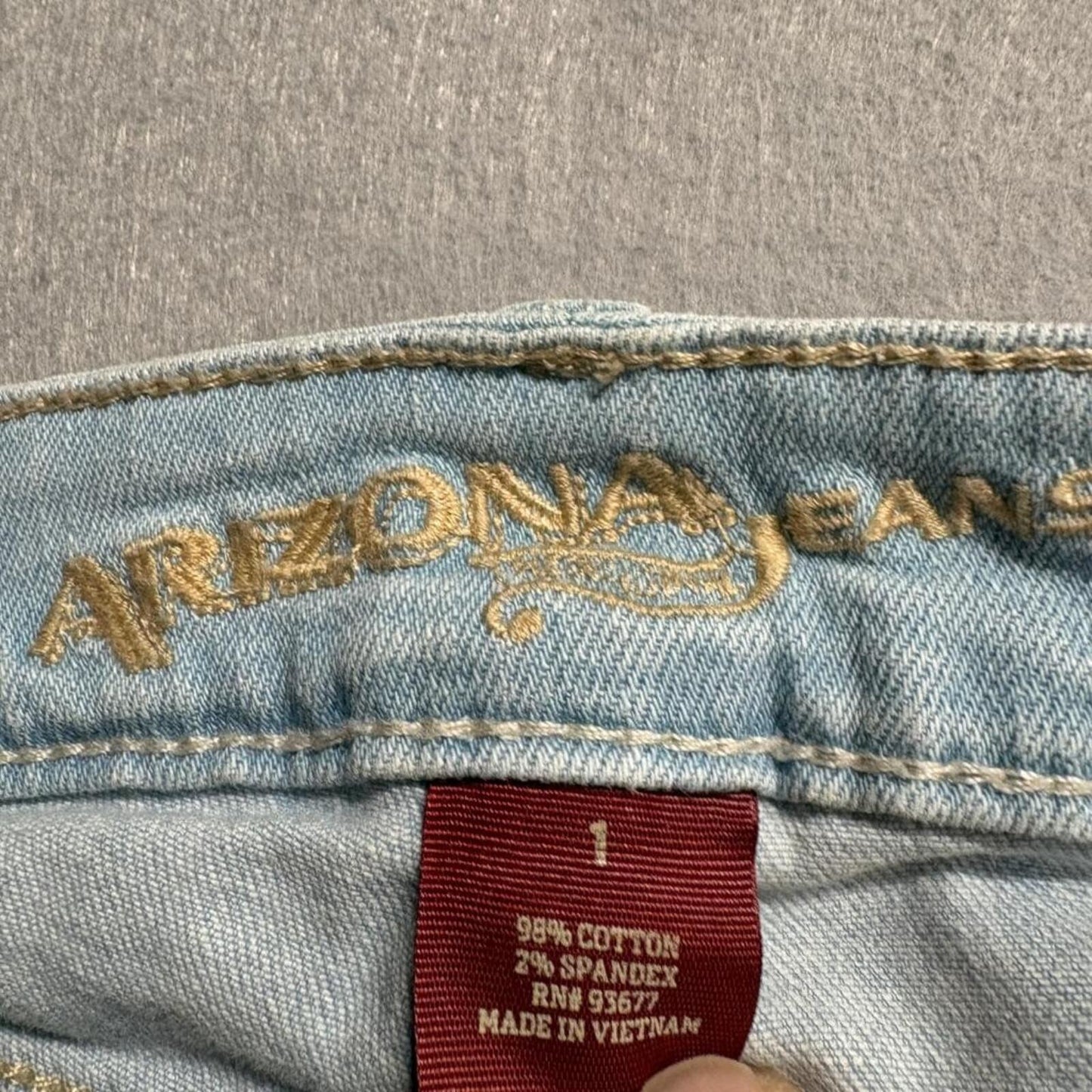 Arizona Jean Co Super Skinny Jeans Womens Size 1 Light Wash Distressed Denim