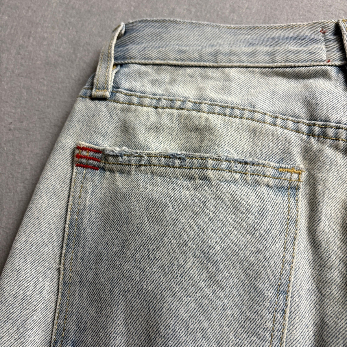 BDG Urban Outfitters Distressed Bootcut Jeans Womens 28 Light Wash Ripped Denim