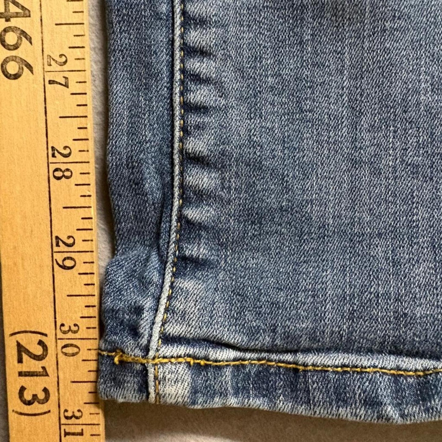 Torrid Relaxed Bootcut Jeans Womens Plus Size 22 Distressed Blue Denim Stretch