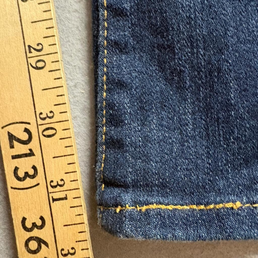 Signature by Levi Strauss Co Womens 16 W33 Mid Rise Bootcut Jeans Blue Stretch