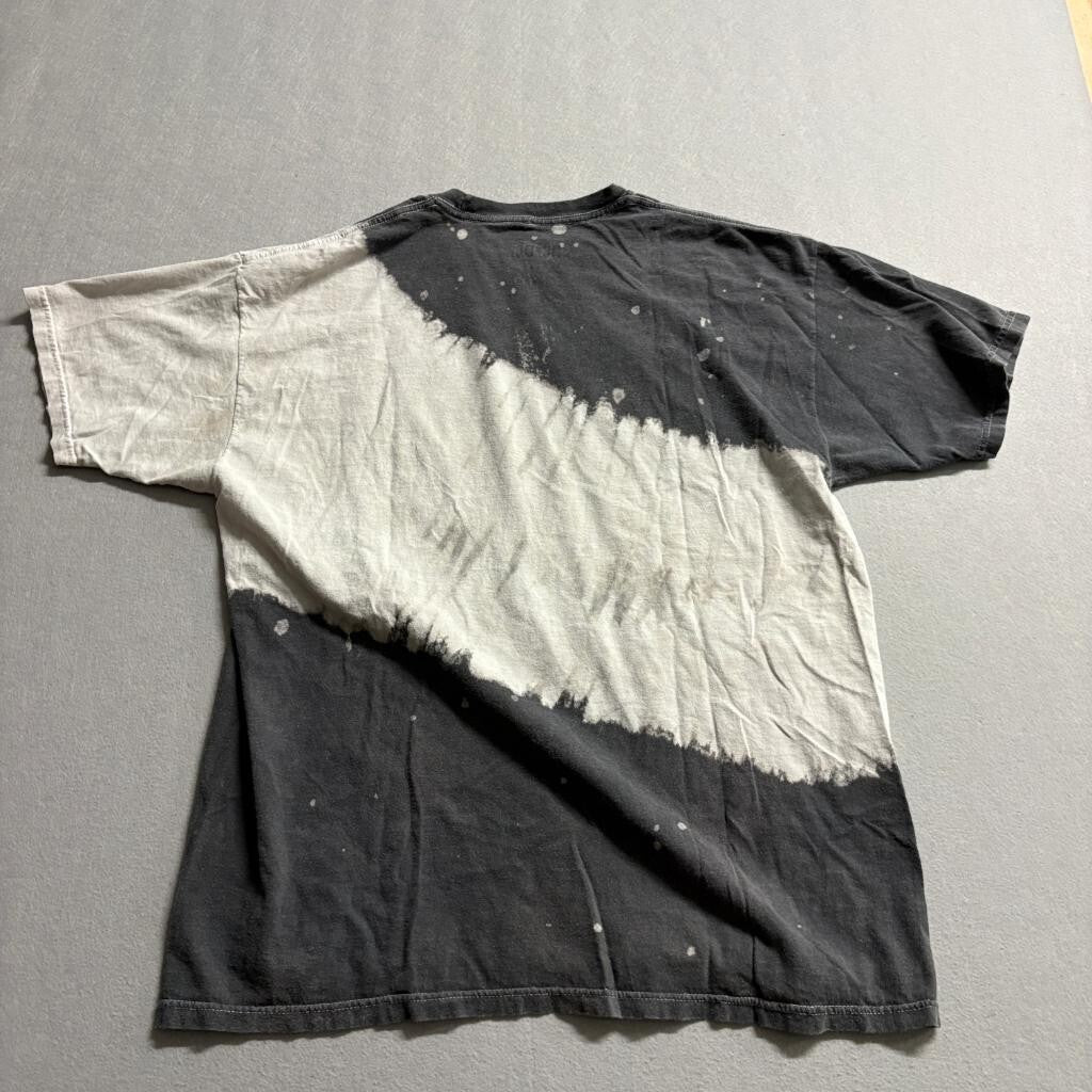 ACDC Back in Black Bleach Dye Graphic T-Shirt Mens Large Black White Band Tee
