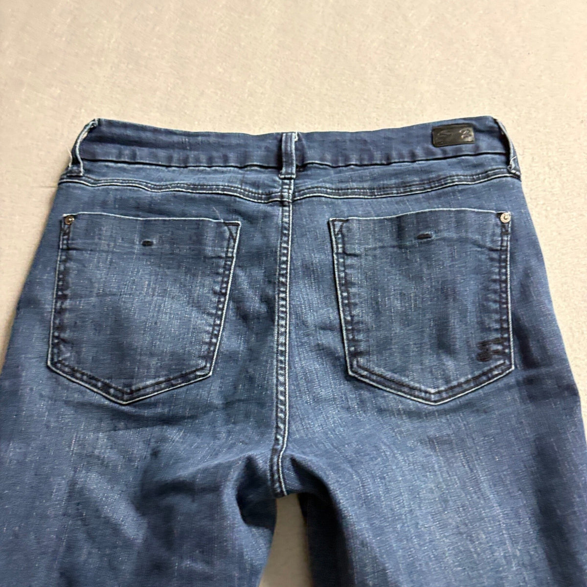 Seven7 Tummy Less Bootcut Jeans Womens 12 Blue Denim Stretch Mid Rise Crop