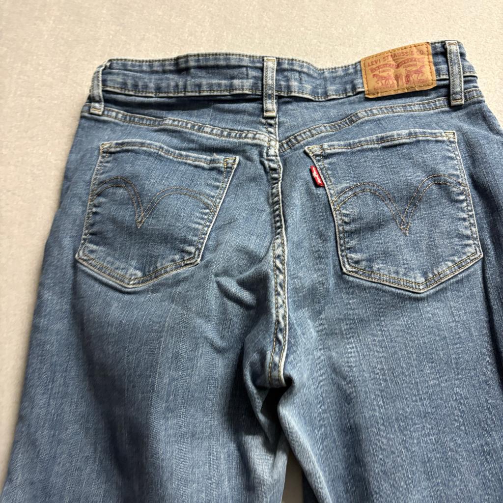 Levis Classic Mid Rise Skinny Jeans Womens 10M W30 L30 Medium Wash Stretch Blue