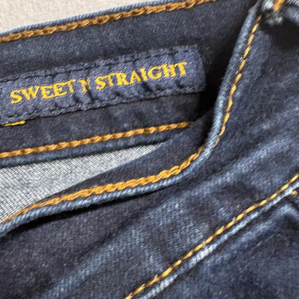 Lucky Brand Sweet N Straight Jeans Womens 4/27 Dark Wash Blue Denim Stretch
