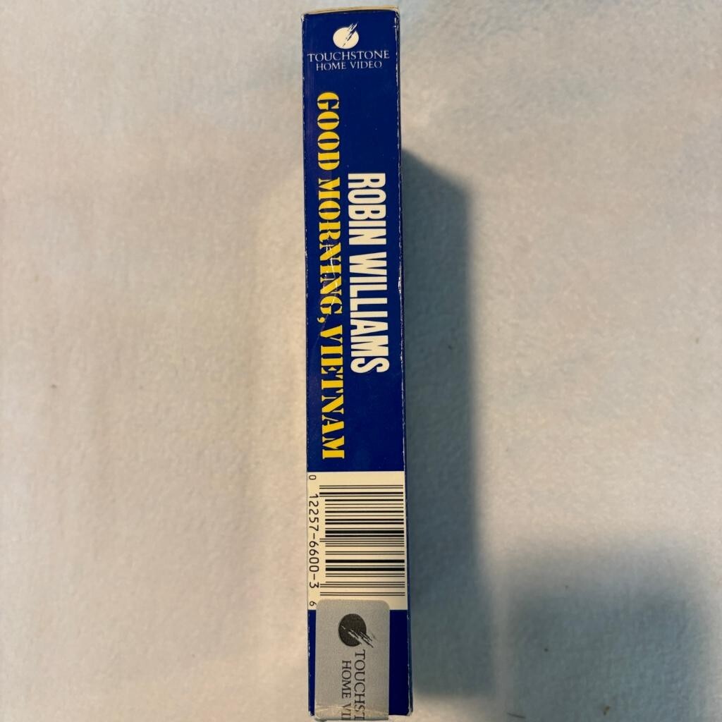 Good Morning Vietnam VHS Robin Williams Touchstone Home Video 1987 Tape