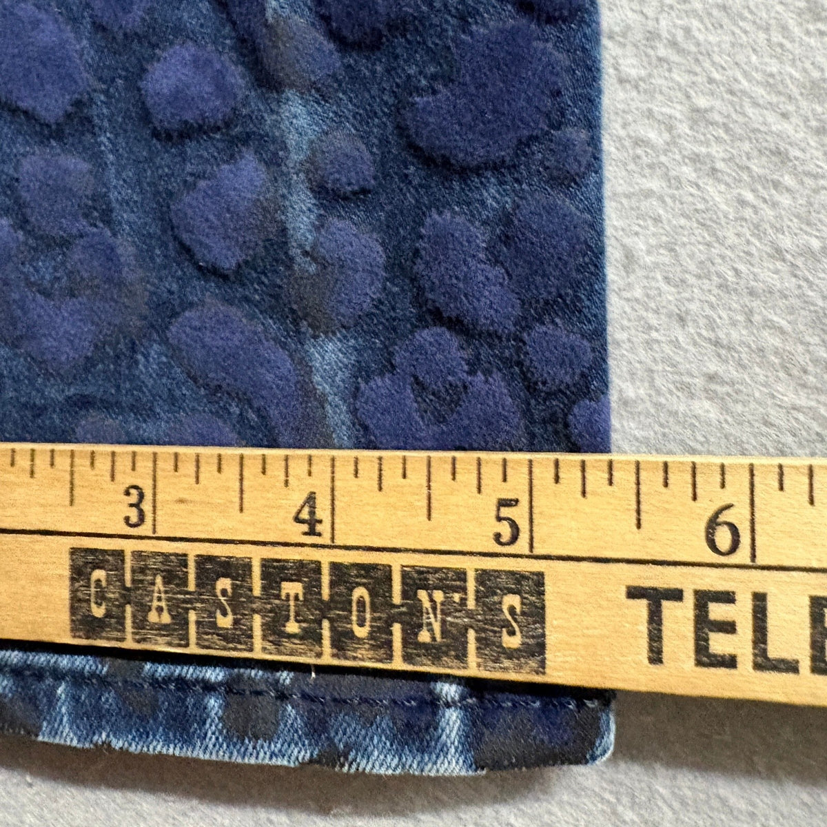 True Religion Halle Super Skinny Jeans Womens 27 Blue Leopard Print Mid Rise USA