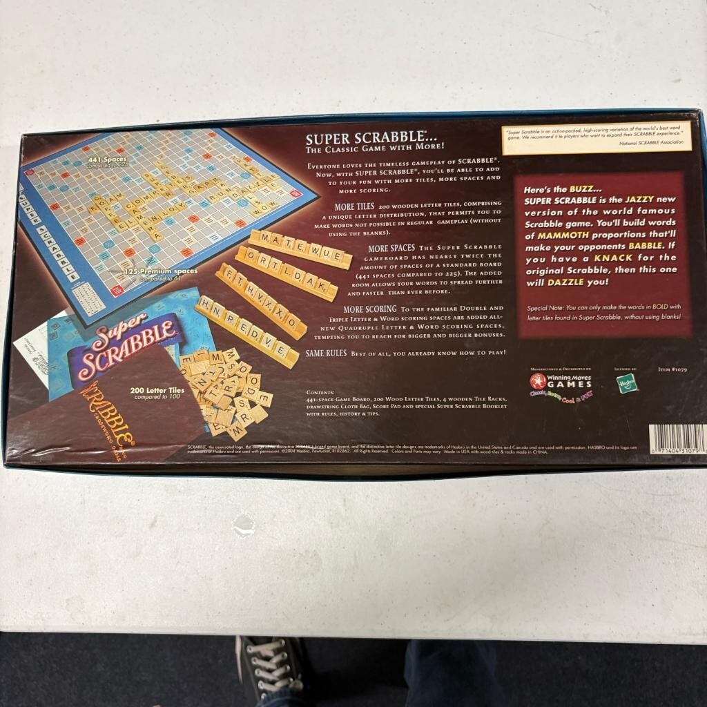 Super Scrabble Board Game 2004 Winning Moves 200 Wooden Tiles Complete