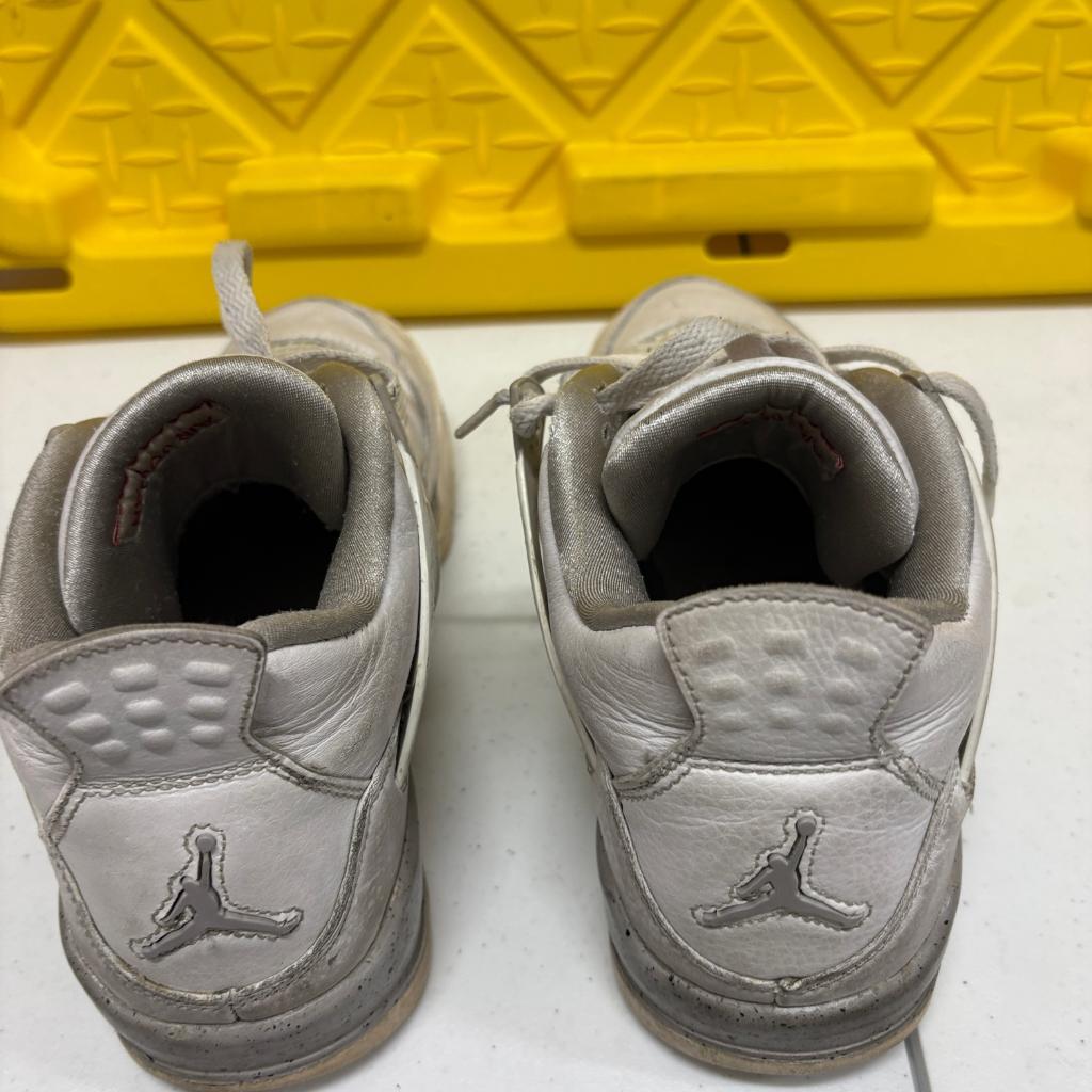 Jordan 4 Retro White Oreo Tech Grey GS DJ4699-100 Size 6.5Y Mens 6.5 Sneakers