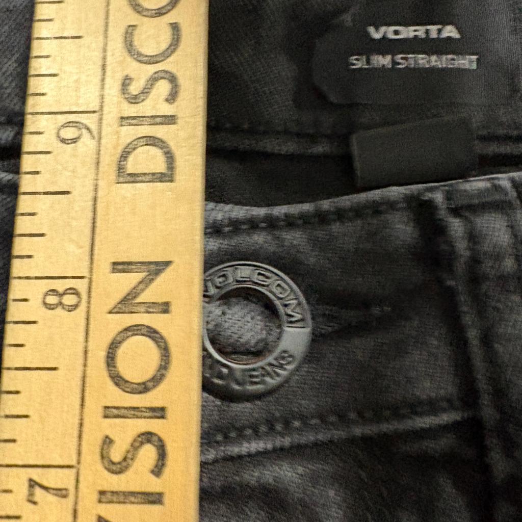 Volcom Vorta Slim Straight Jeans Youth Boys Size 26 Gray Denim Skate Pants