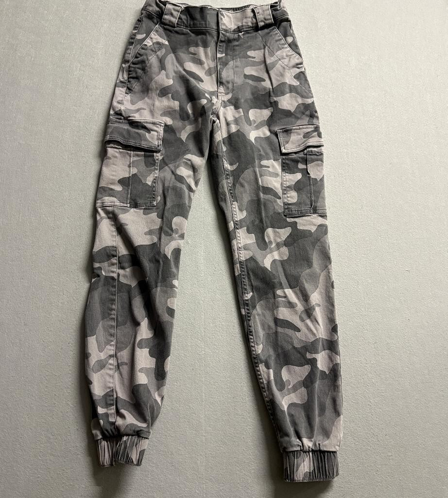 Hollister Ultra High Rise Jogger Pants Womens Small Gray Camo Cargo Stretch