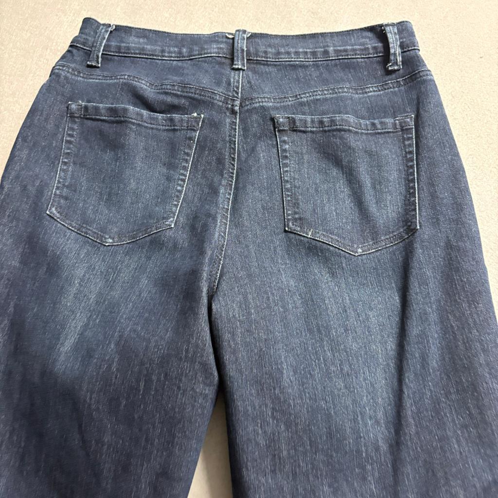 Gloria Vanderbilt Amanda Jeans Womens 10 Average Blue Denim Straight Leg High