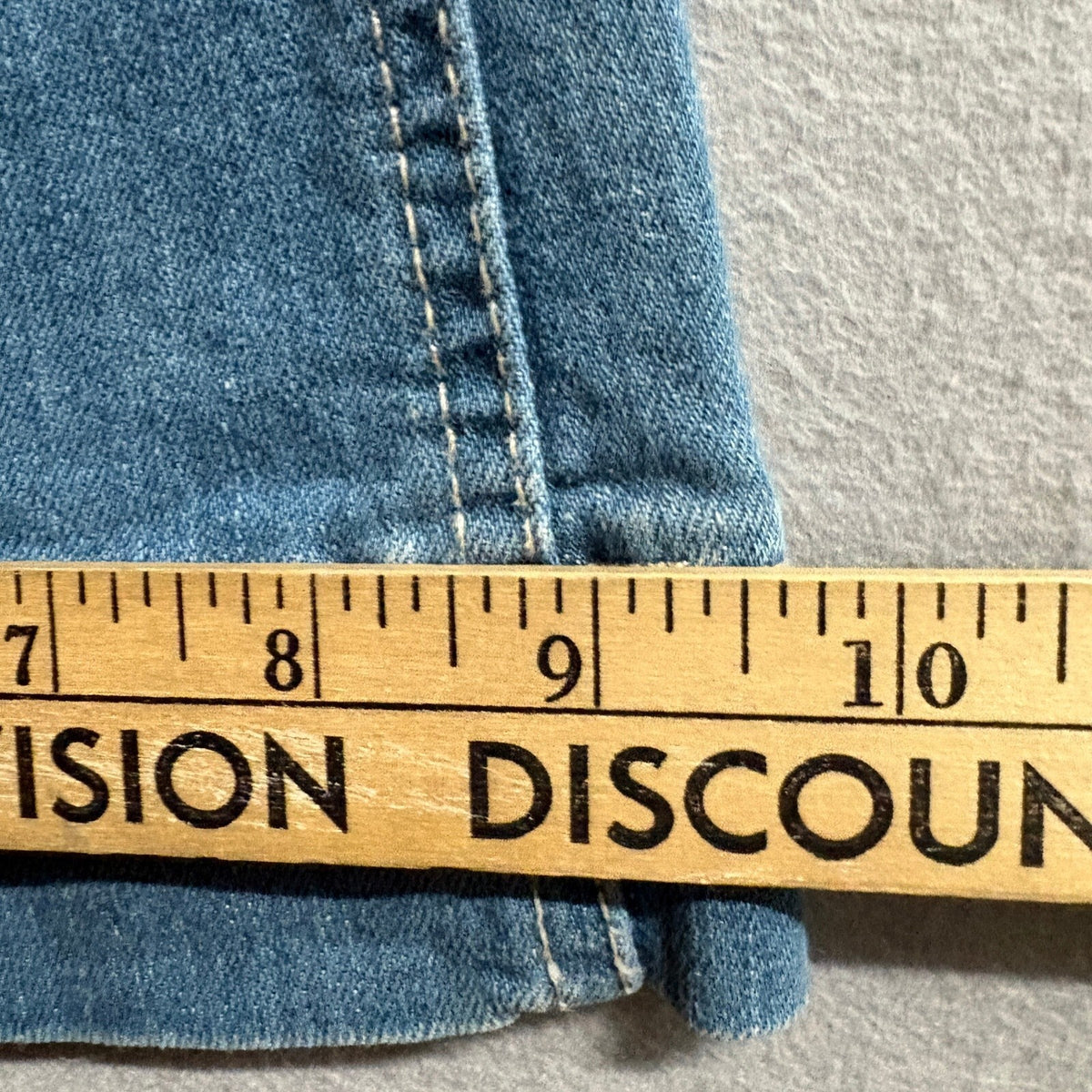 Kimes Ranch Lola Jeans Womens Size 4x30 Blue Flare Leg Stretch Western Denim USA