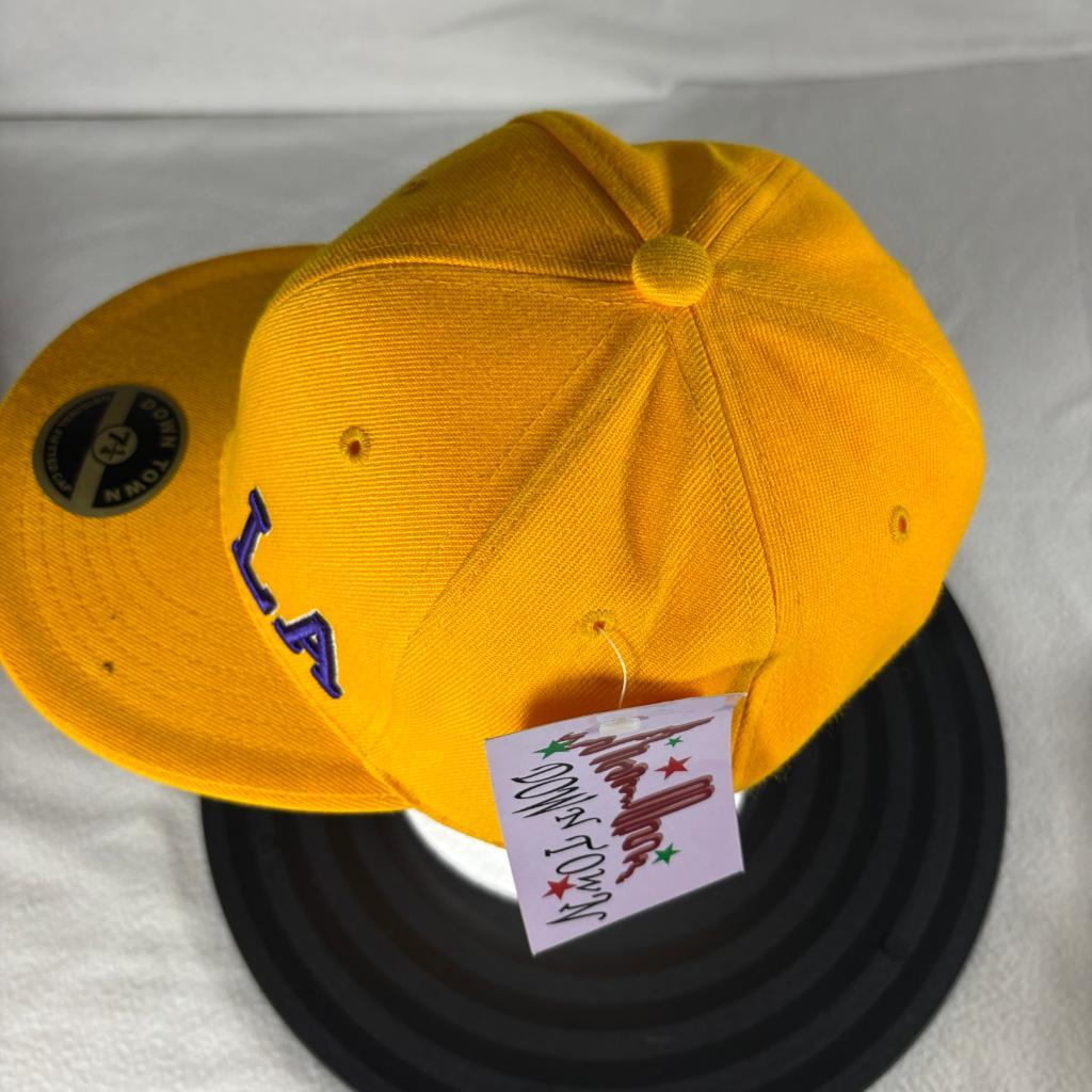 Los Angeles Lakers Yellow Fitted Hat 7 1/4 Down Town LA Purple Embroidered Cap