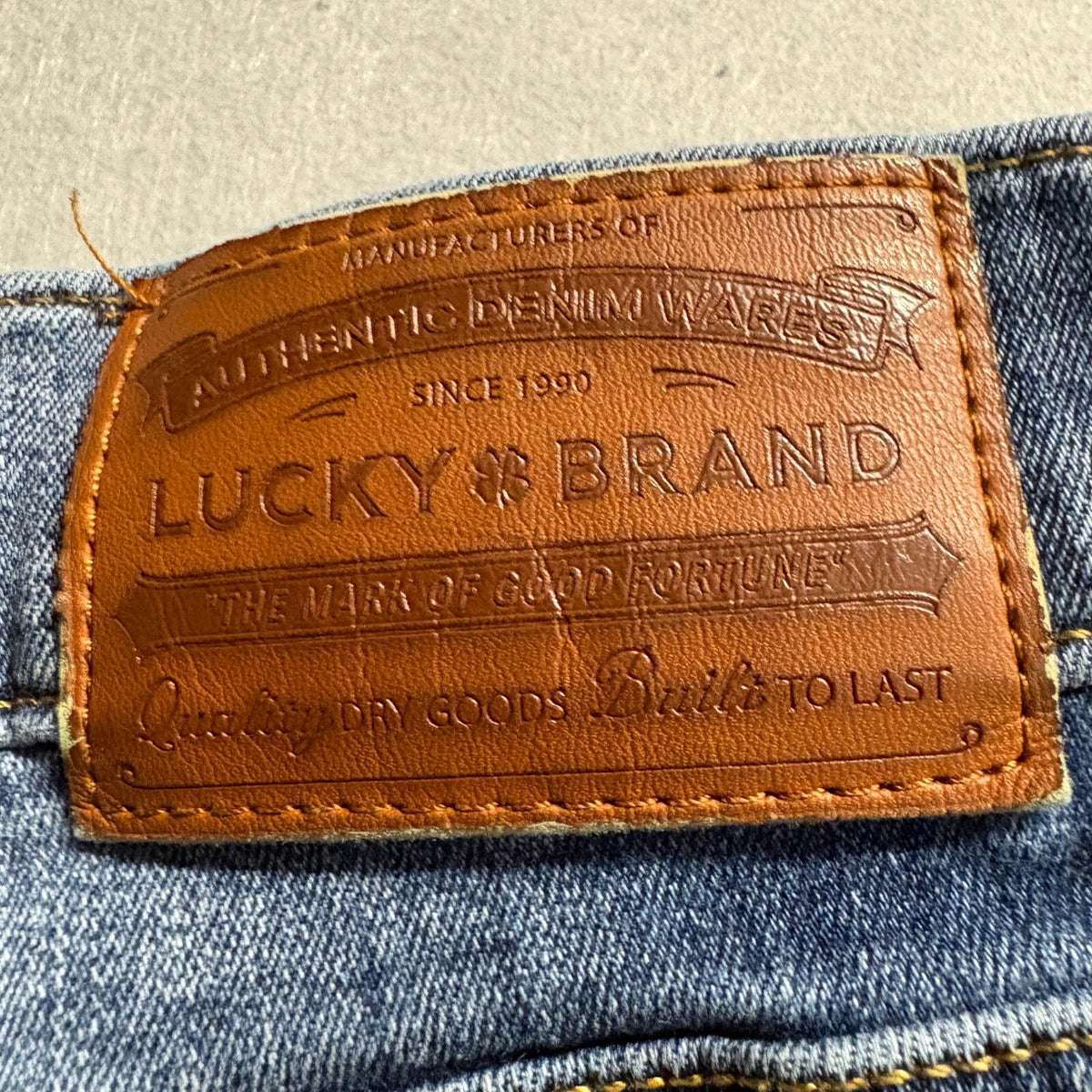 Lucky Brand 223 Straight Fit Jeans Mens 36x30 Medium Wash Denim Stretch Pants