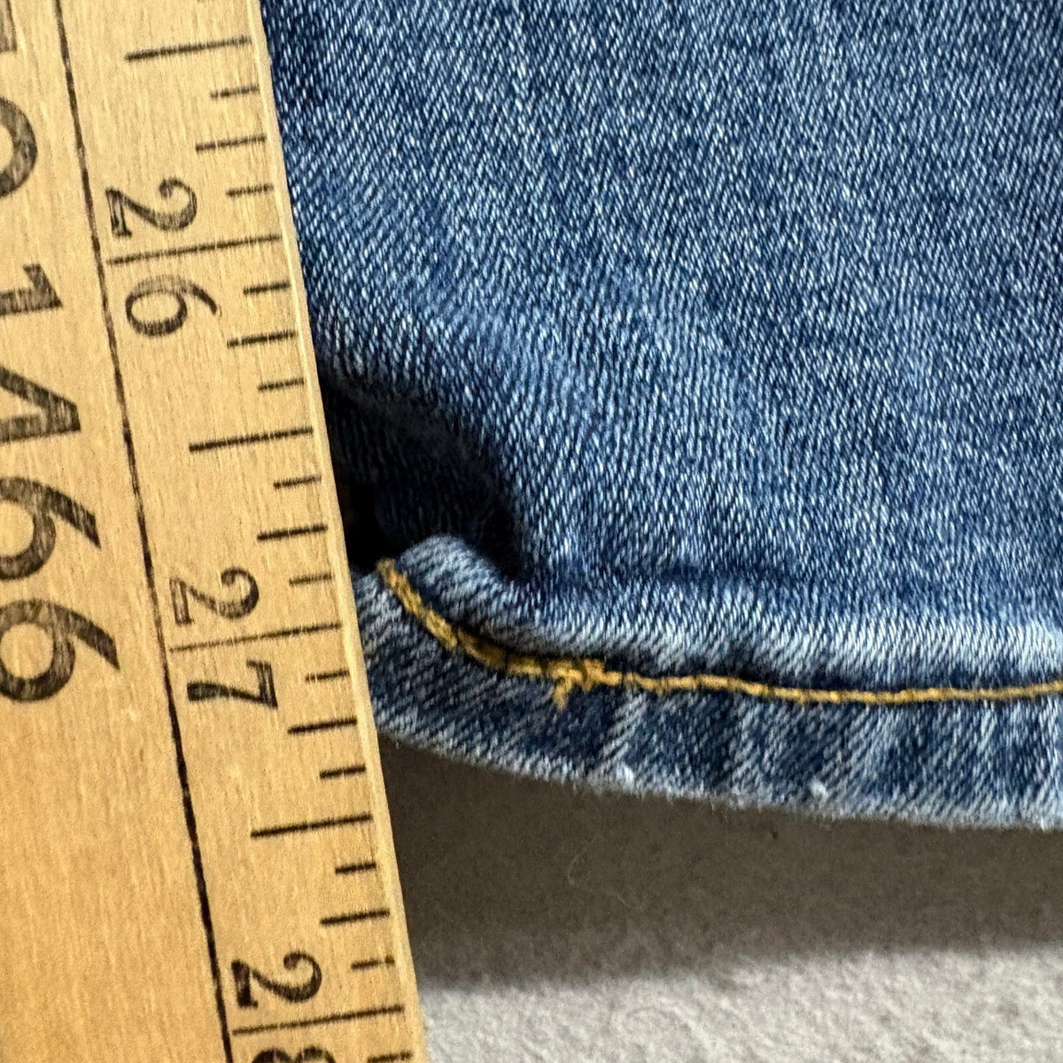 Lucky Brand 223 Straight Fit Jeans Mens 36x30 Medium Wash Denim Stretch Pants