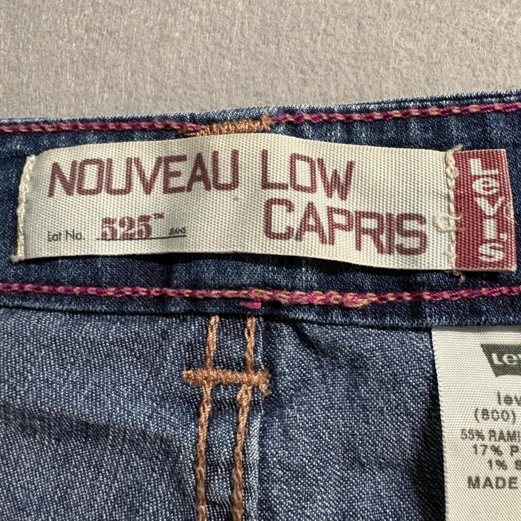 Levis 525 Nouveau Low Capris Womens Size 24 Blue Denim Stretch Crop Jeans