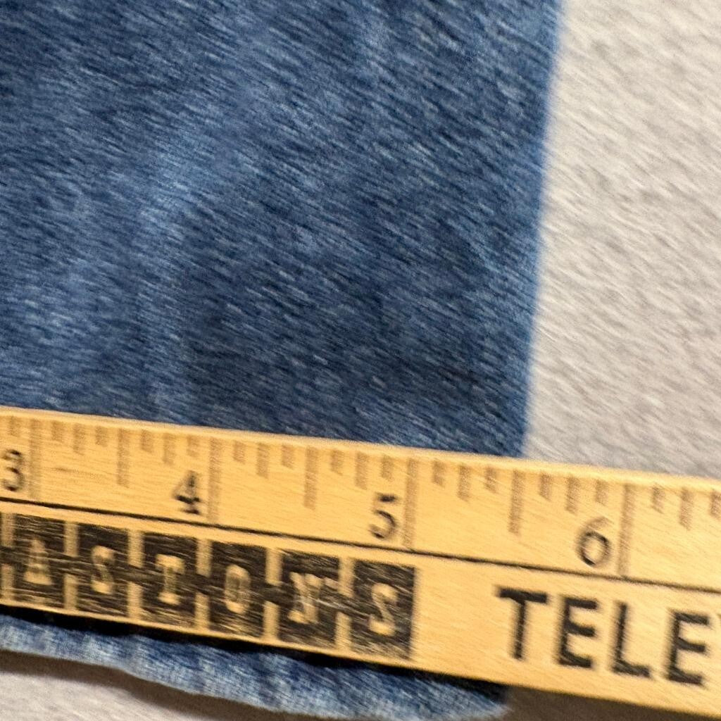 Levi's 811 Curvy Skinny Jeans Womens 31 Blue Denim Distressed Ripped Stretch
