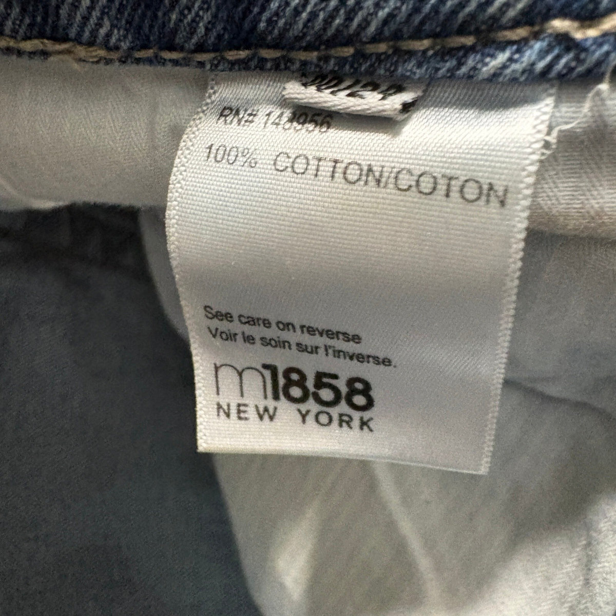 m1858 New York Jasper Relaxed Distressed Jeans Womens 26 Light Wash Denim