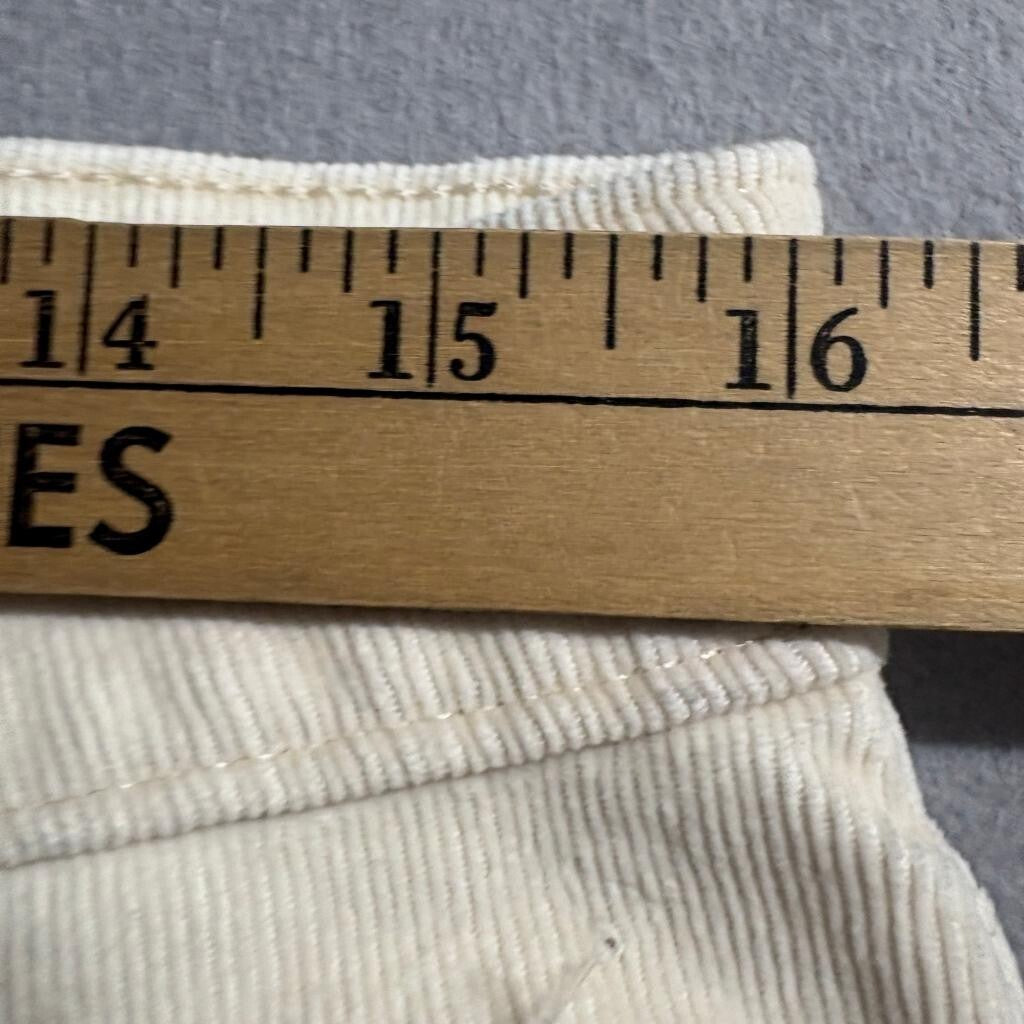 Levi's 725 High Rise Bootcut Corduroy Pants Womens 31x32 Cream Off White Stretch