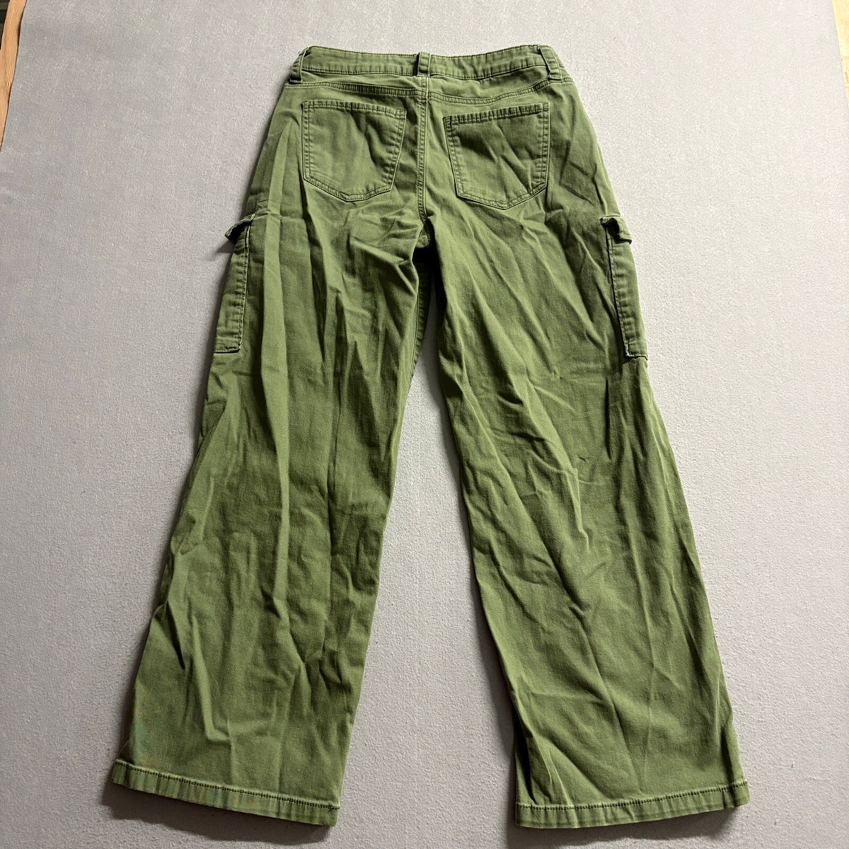 Celebrity Pink Womens Cargo Pants Size 9/29 Olive Green Wide Leg Stretch Utility